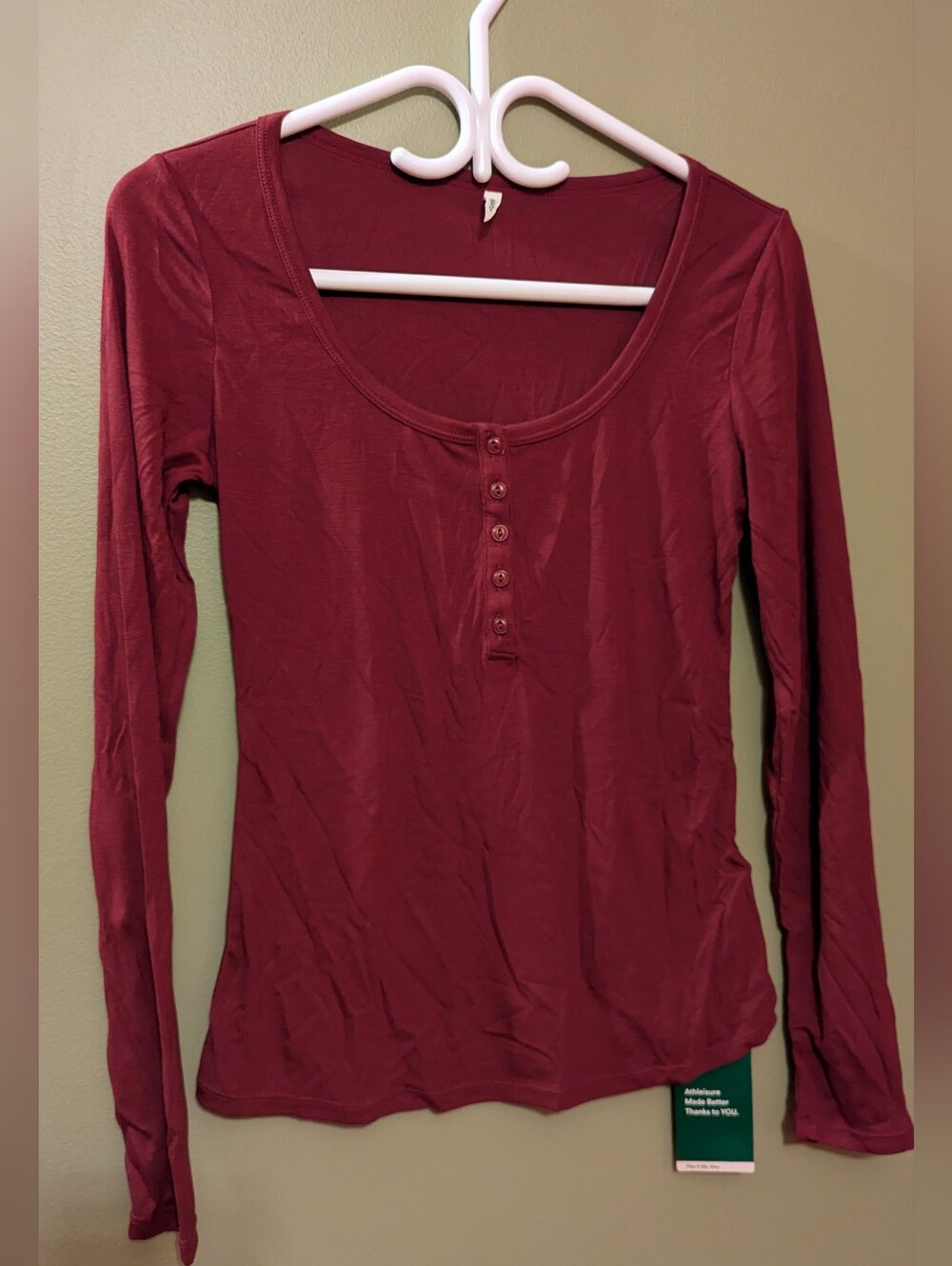 Halara Women's Long-Sleeve Henley Top - Burgundy NWT